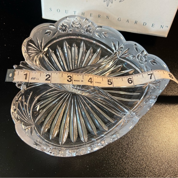 Oneida Crystal SOUTHERN GARDEN 3-Part Relish Dish Heart Shape 8" Germany Cottage - Picture 3 of 8